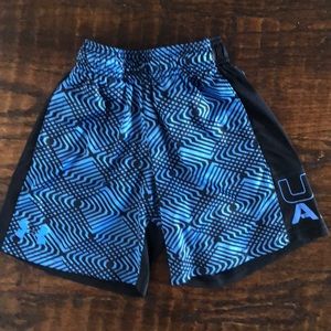 Boys Under Armour short